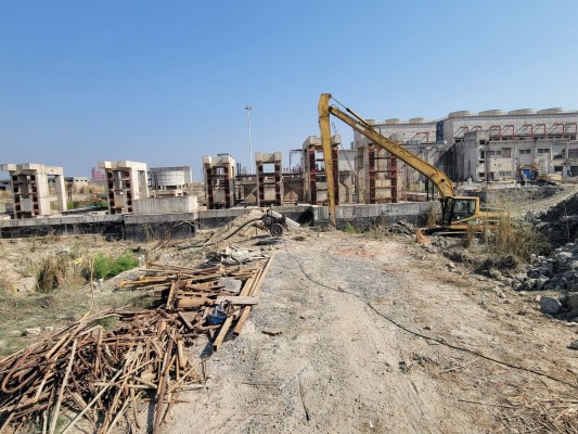 https://www.daily-bangladeshmirror.com/post/neetir-jtiltay-tin-bchr-pichiye-7-hajar-kotir-stil-karkhana