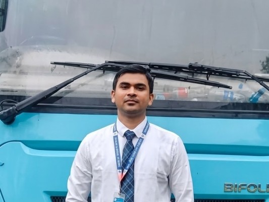 https://www.daily-bangladeshmirror.com/post/kubite-ratvr-rzag-deway-kshove-siniyrke-humki