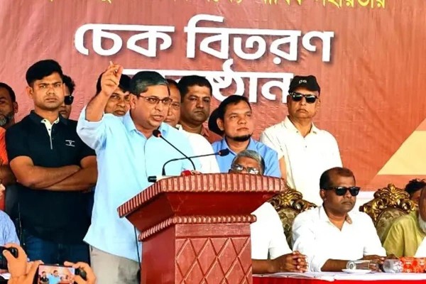 https://www.daily-bangladeshmirror.com/post/bienpir-snge-beeemani-kra-netader-dle-thanni-hbe-na-prtimntree