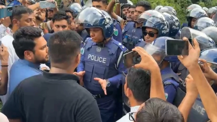 https://www.daily-bangladeshmirror.com/post/hbignje-ensipi-r-kendreez-oo-sthaneez-netrribrrinder-oopr-hamlar-teebr-ninda-oo-prtibad